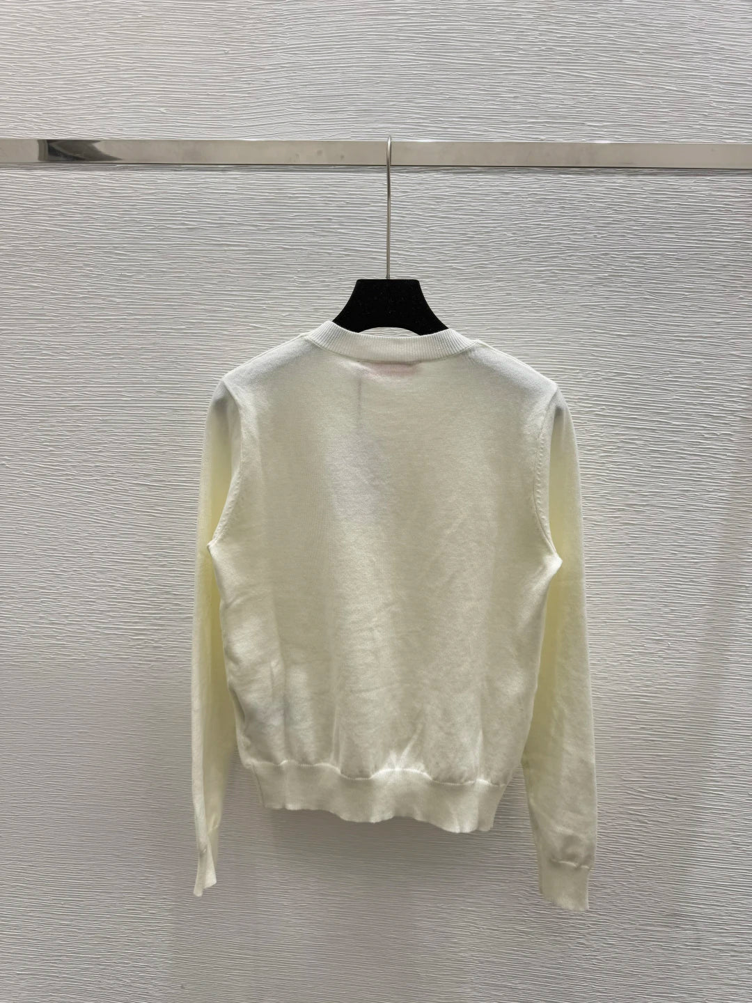 2025 Women's Embroidered Sweater Floral Knit Top Soft Wool Blend Long Sleeve Chic Fall Vintage Style