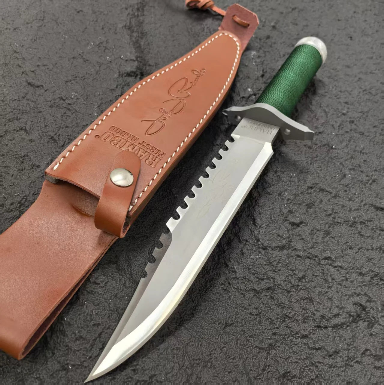 Outdoor knife, high hardness, fixed tactical blade, made of stainless steel, wlderness survival