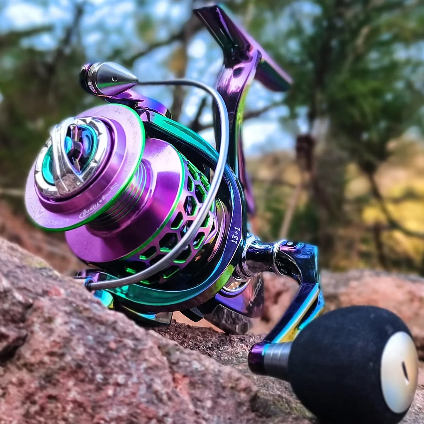 Fishing Reel Colorful Alum Spool Ultra Smooth Light Weight Spin Reel 13+1 BB for Carp Bass Trout