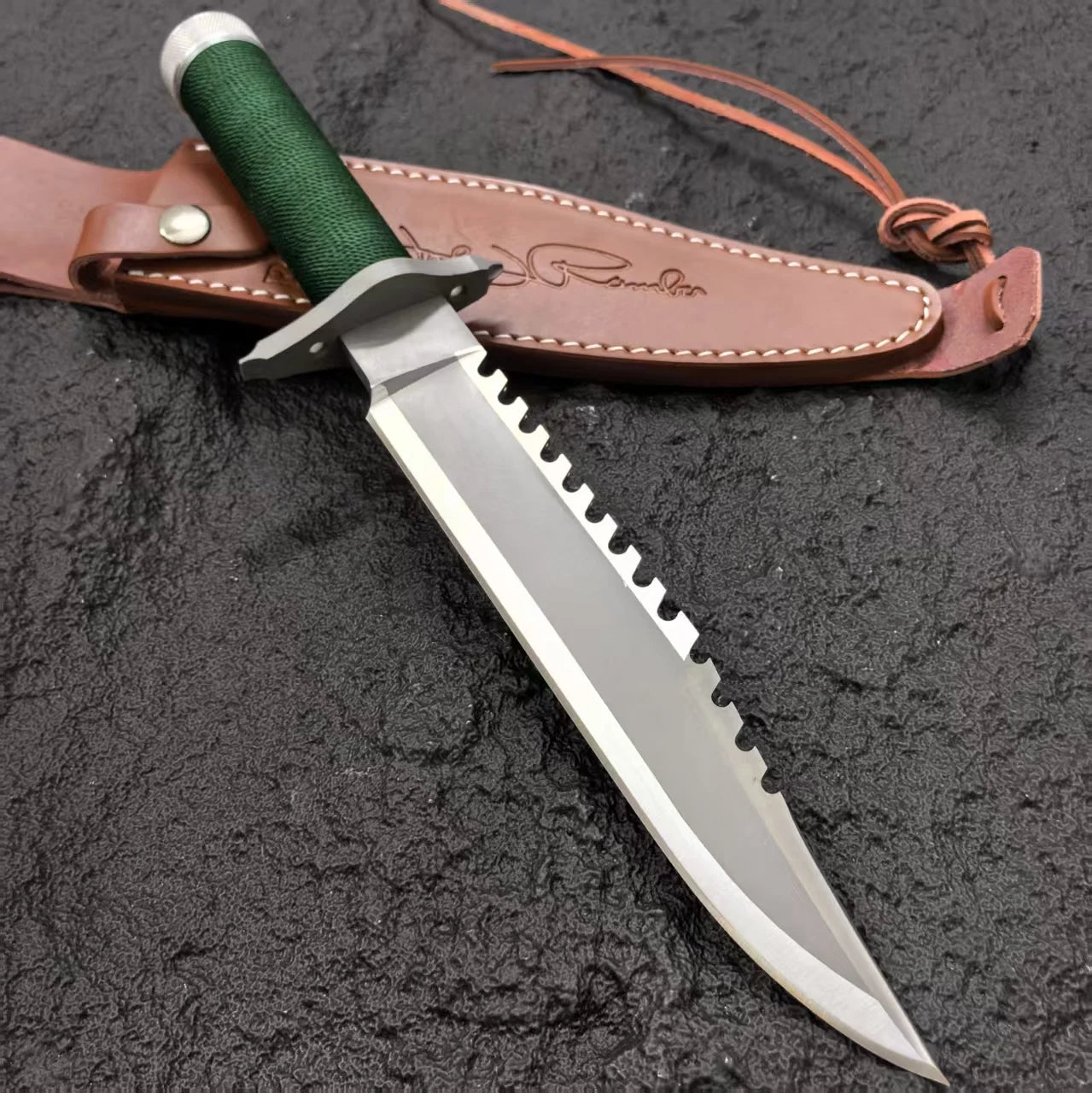 Outdoor knife, high hardness, fixed tactical blade, made of stainless steel, wlderness survival