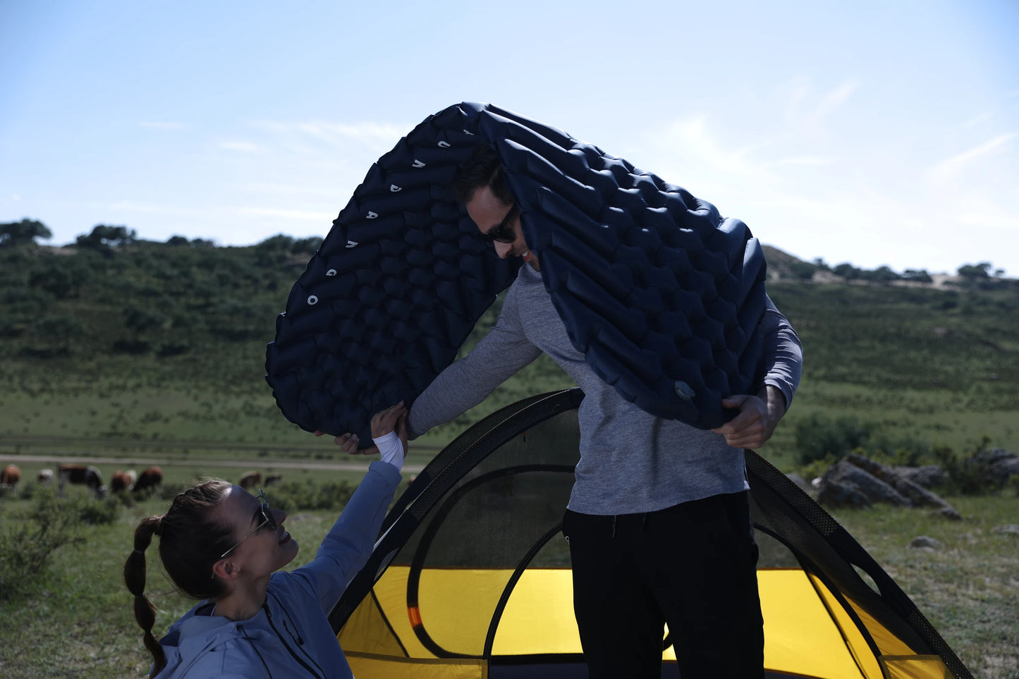 Single inflatable cushion sleeping pad, backpack camping, ultra-light, waterproof and portable