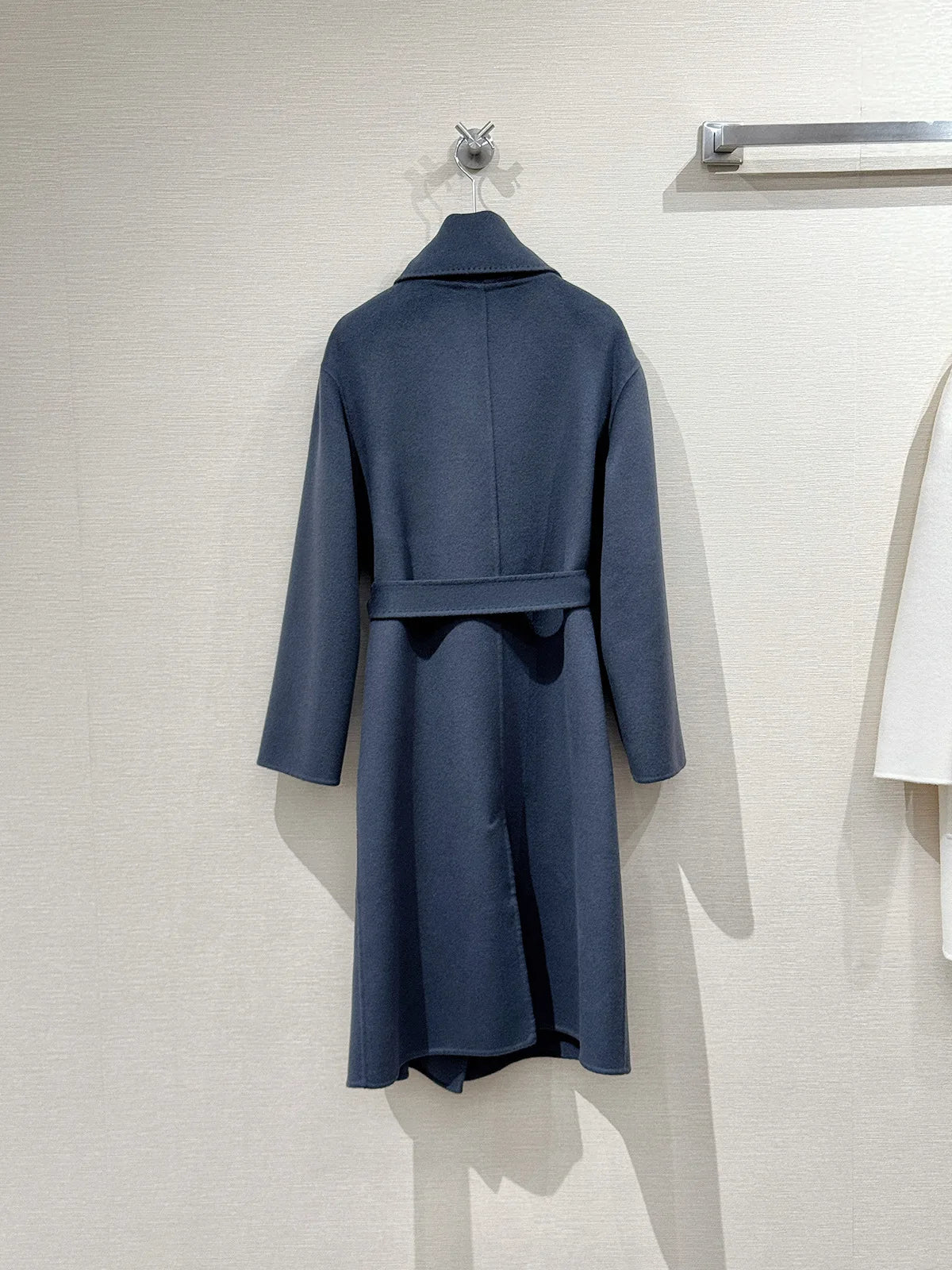 Flower bud collar new long coat, woolen fabric, women's wear