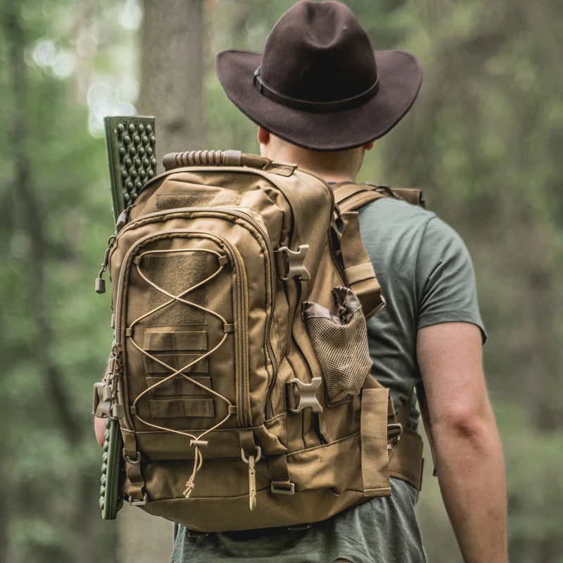 65L Outdoor Tactical Backpack Men's Outdoo Bag Large Capacity Military Army Bags Travelling Camping
