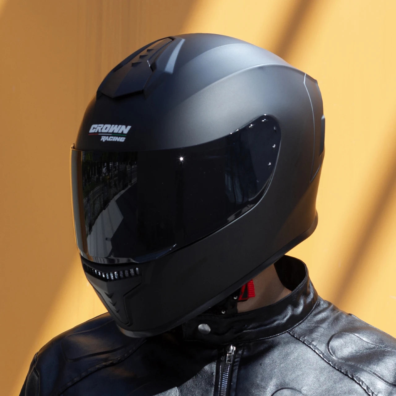Full - face motorcycle helmet, unisex lightweight motor helmet, DOT certified