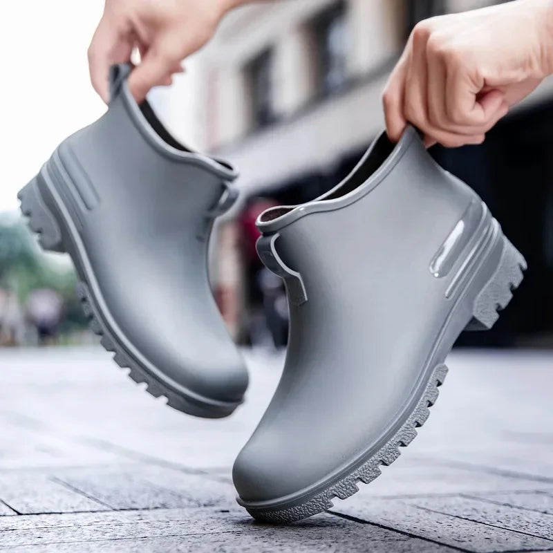 Thickened Style Outdoor Waterproof Non-Slip Portable Rain Boots Short Tube Ladies/MAN Rain Shoes