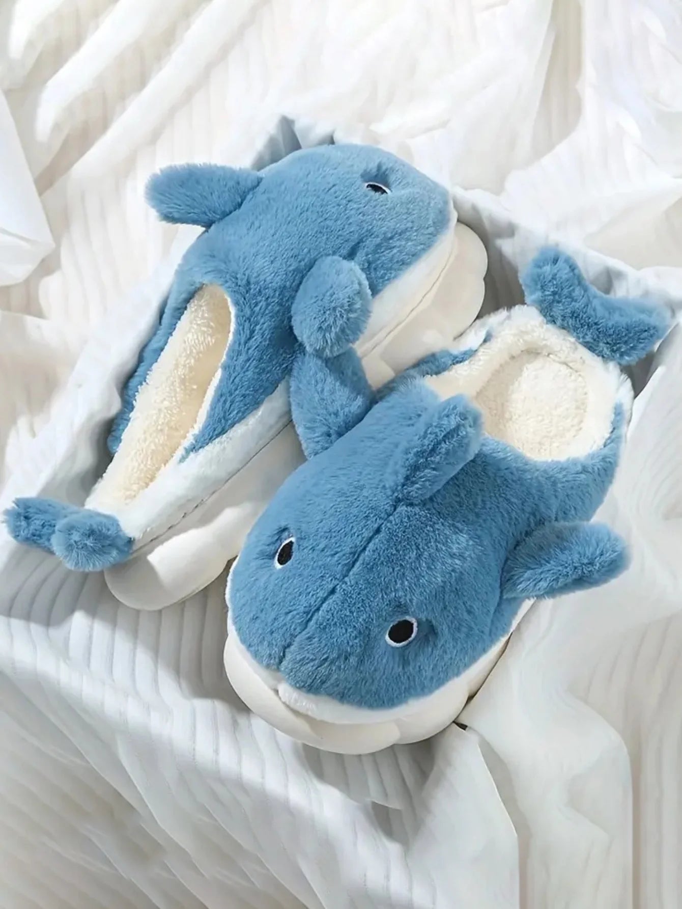 Soft Plush Sharky Slides For Wome&Men,Whale Shark Anti-Skid Winter Cute Couple House Slippers
