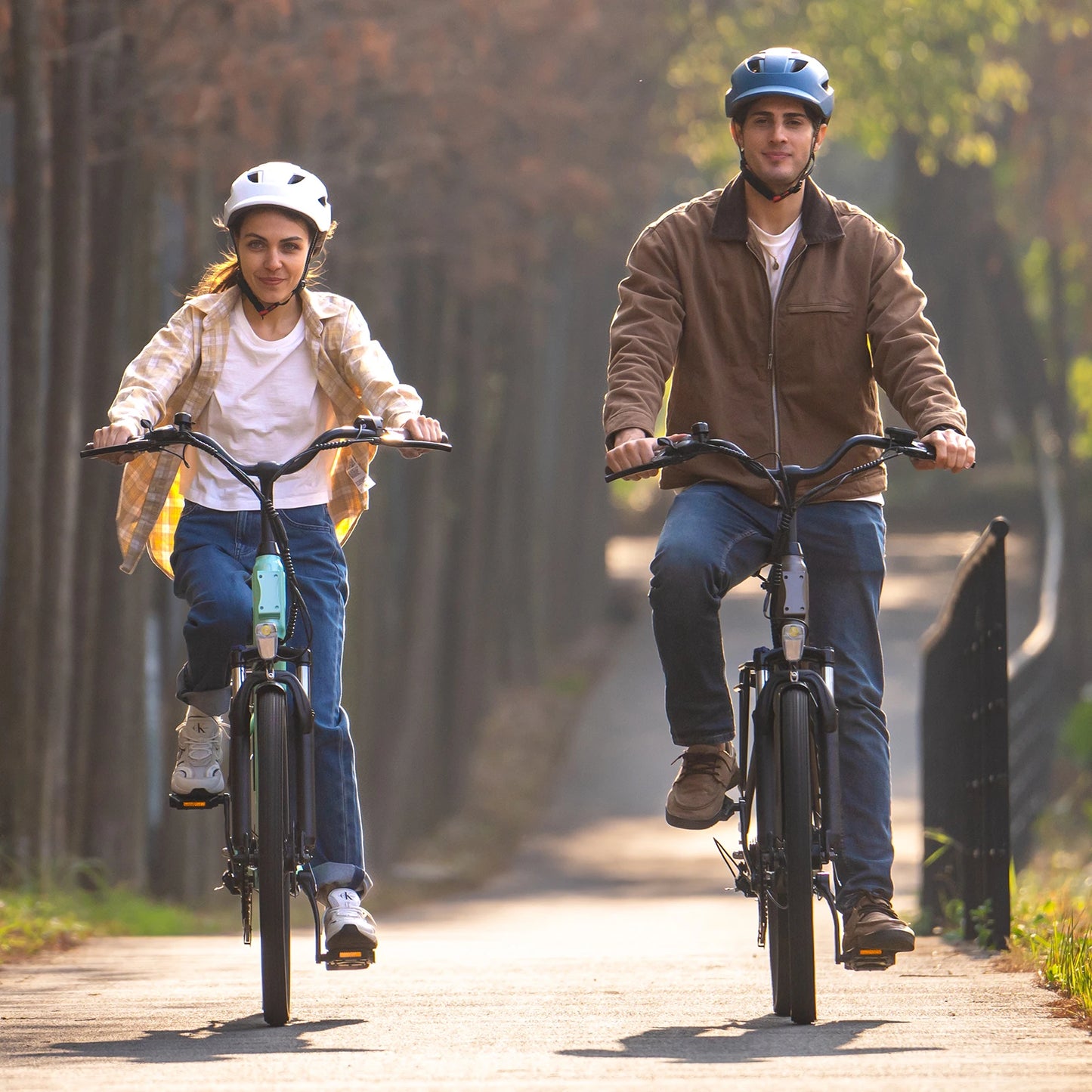 5TH WHEEL E-Bike for Adults, 26-Inch E-Bike with 700W Peak Motor, 31-40 Miles Range, 36V 10.4AH