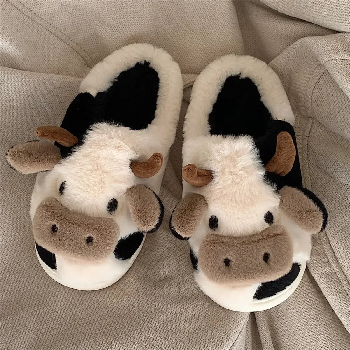 New winter neutral cartoon cow warm slippers for couples, indoor anti slip
