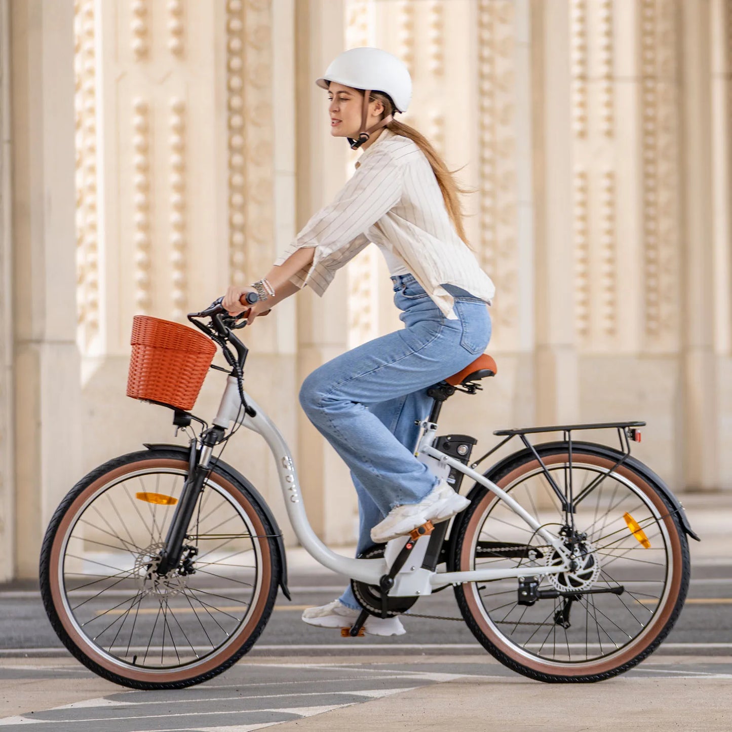 C6pro E-Bicycle Peak 500W Motor 36V15.6AH Lithium Battery Electric Bike  26 Inch city E-bike