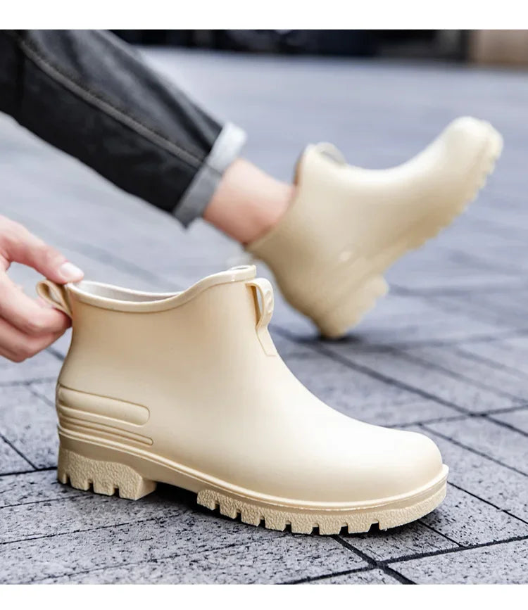 Thickened Style Outdoor Waterproof Non-Slip Portable Rain Boots Short Tube Ladies/MAN Rain Shoes