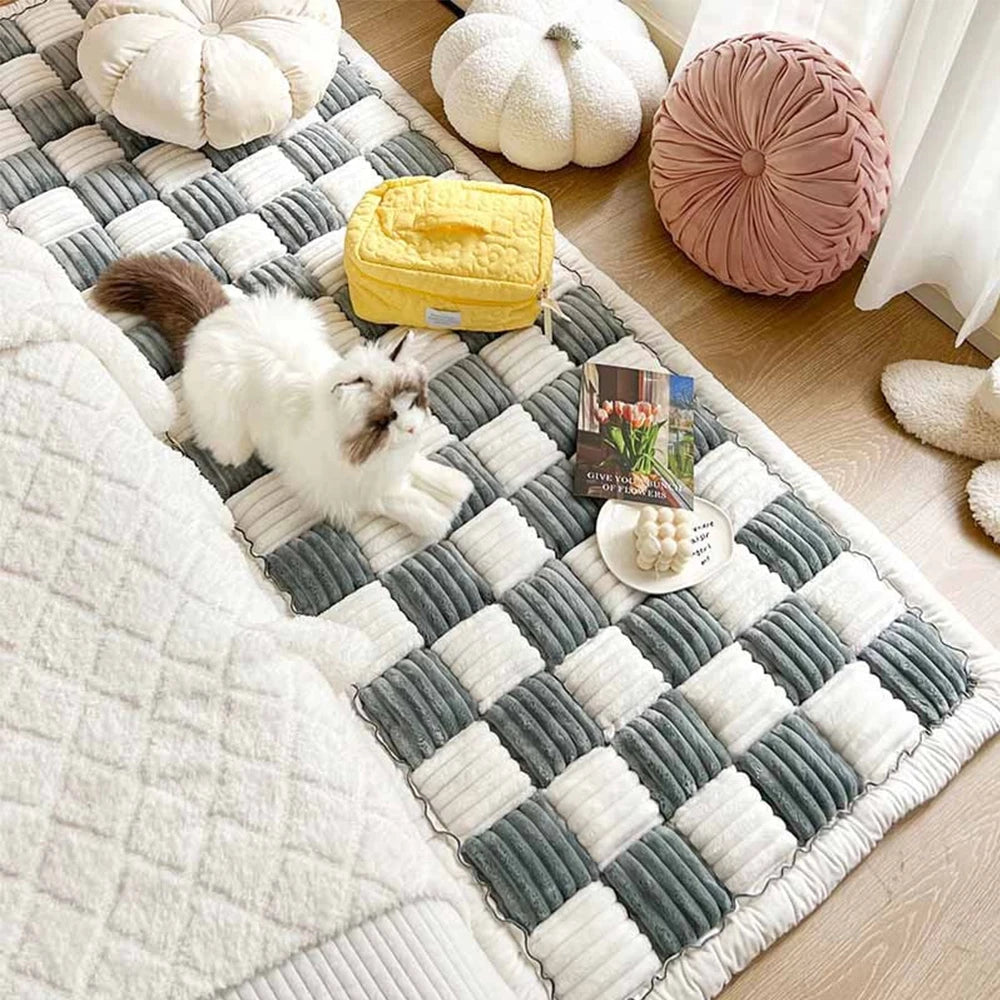 Dog Bed Mat Warm ,Cat Scratchable Blanket Anti-slip Washable Cushion Sofa Cover Protector Large Dogs