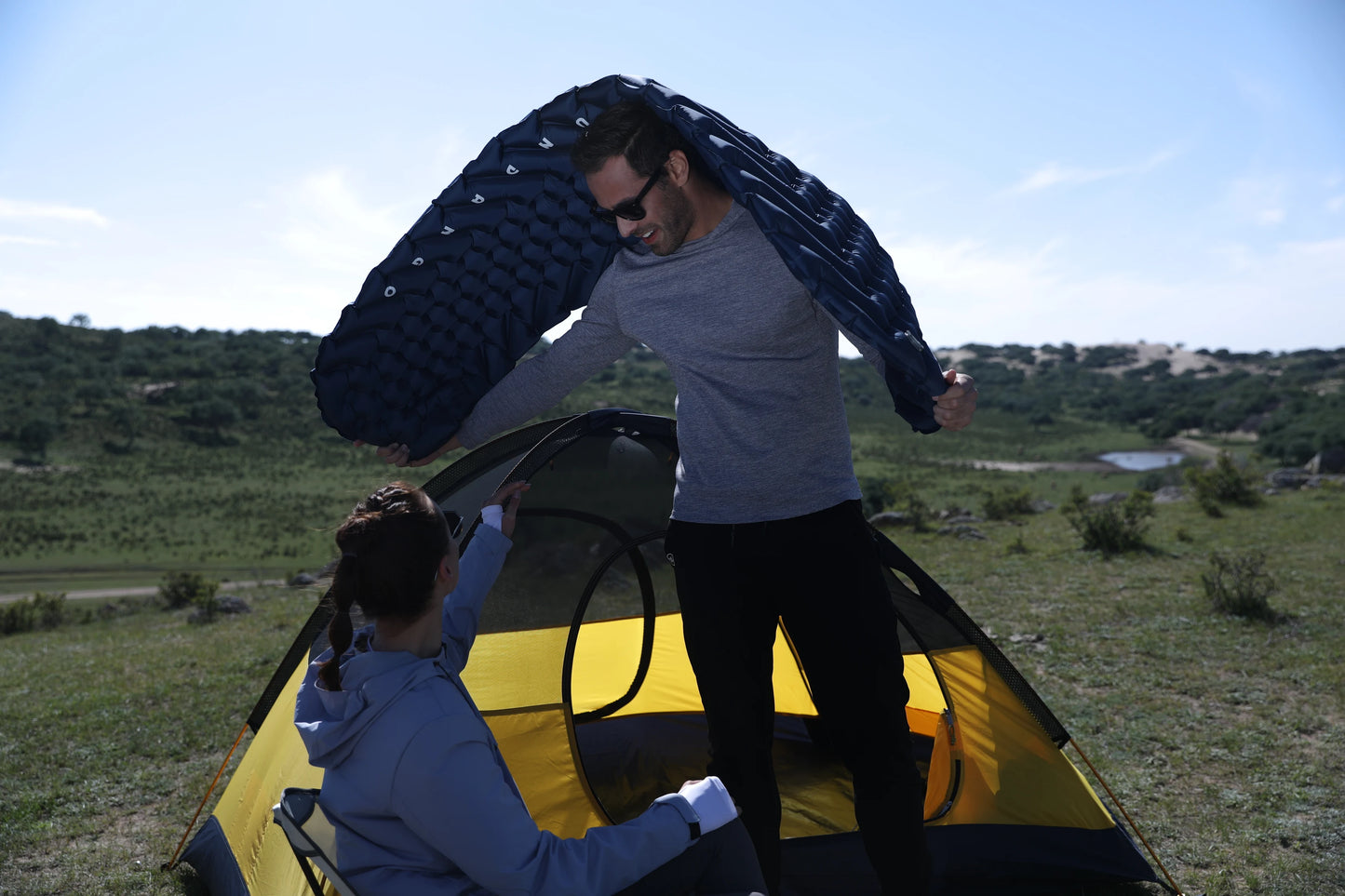 Single inflatable cushion sleeping pad, backpack camping, ultra-light, waterproof and portable